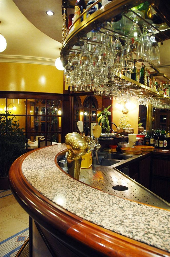 Hotel Du Roy Bouillon Exterior photo